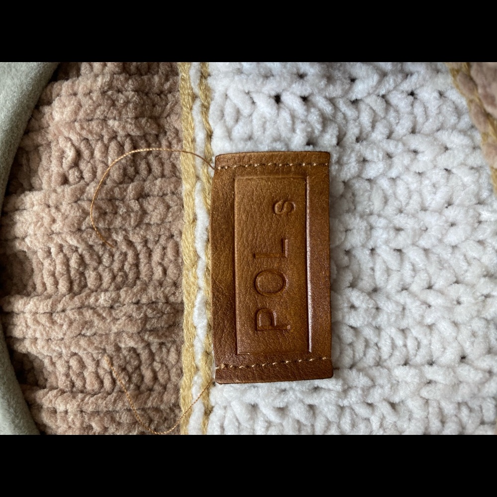 Pol Sweater - image 3